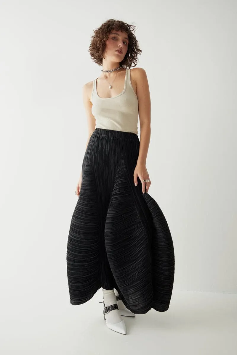 BLACK A-LINE MAXI PLEATED SKIRT