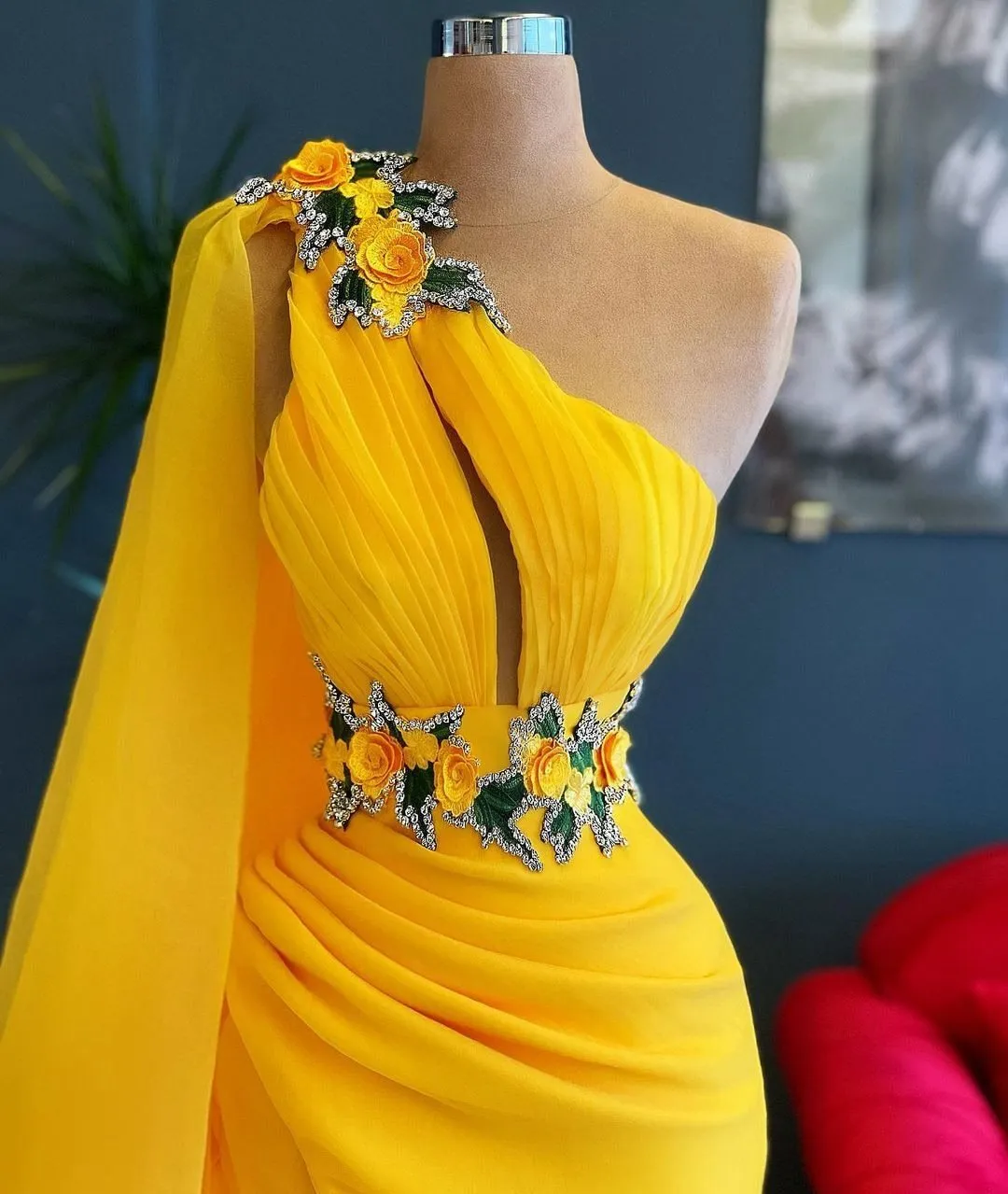 Charming Yellow One Shoulder Mermaid Evening Dresses   Sleeveless Side Split Crystals Women Pageant Dressing   Gowns  1115