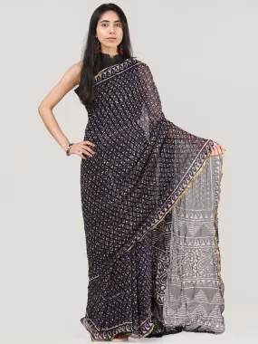 Dark Blue Off White Hand Block Printed Chiffon Saree With Zari Border - S031704692