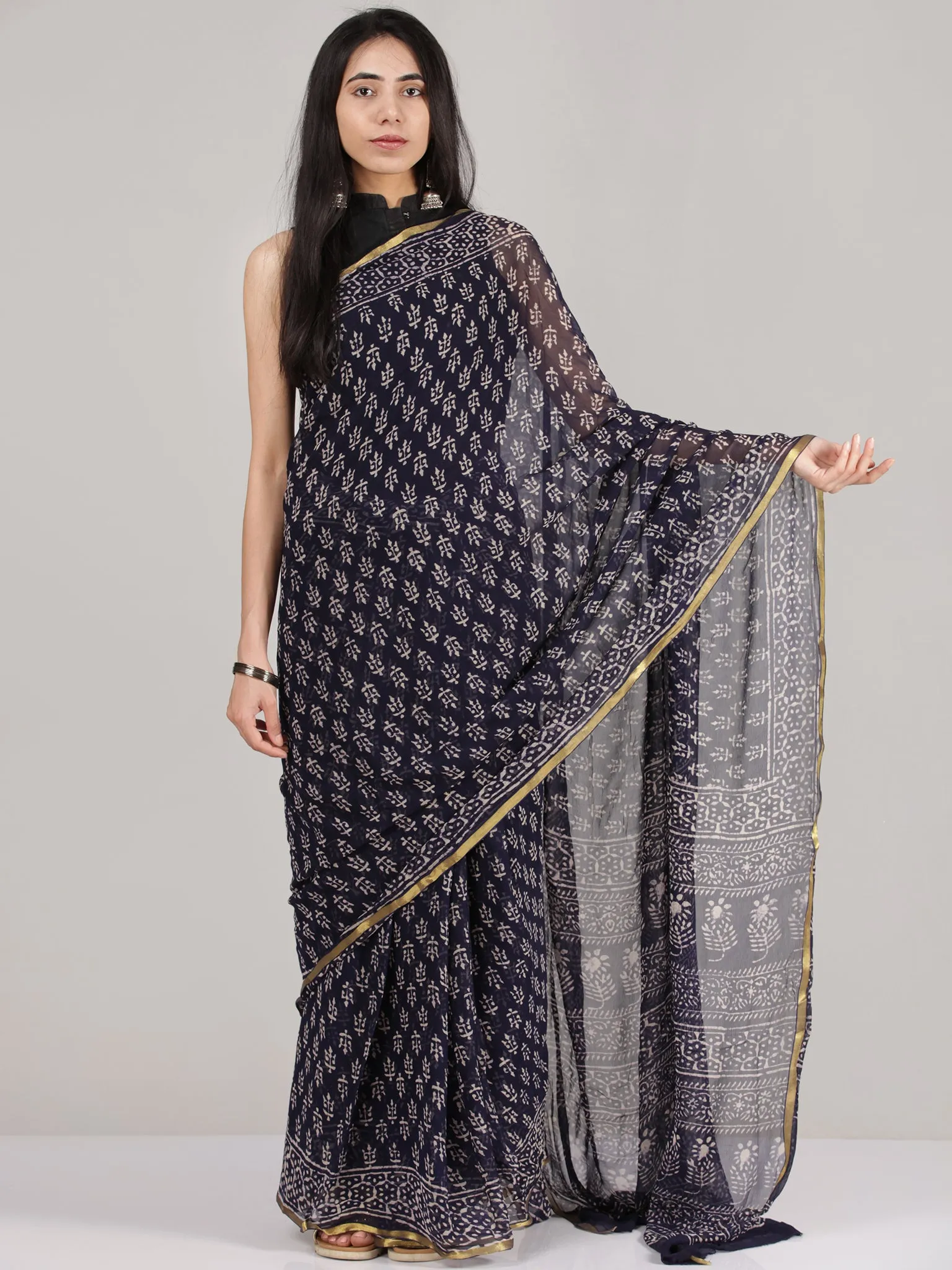 Navy Blue Offwhite Hand Block Printed Chiffon Saree With Zari Border - S031704681