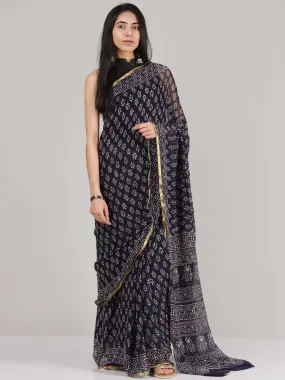 Navy Blue Offwhite Hand Block Printed Chiffon Saree With Zari Border - S031704681