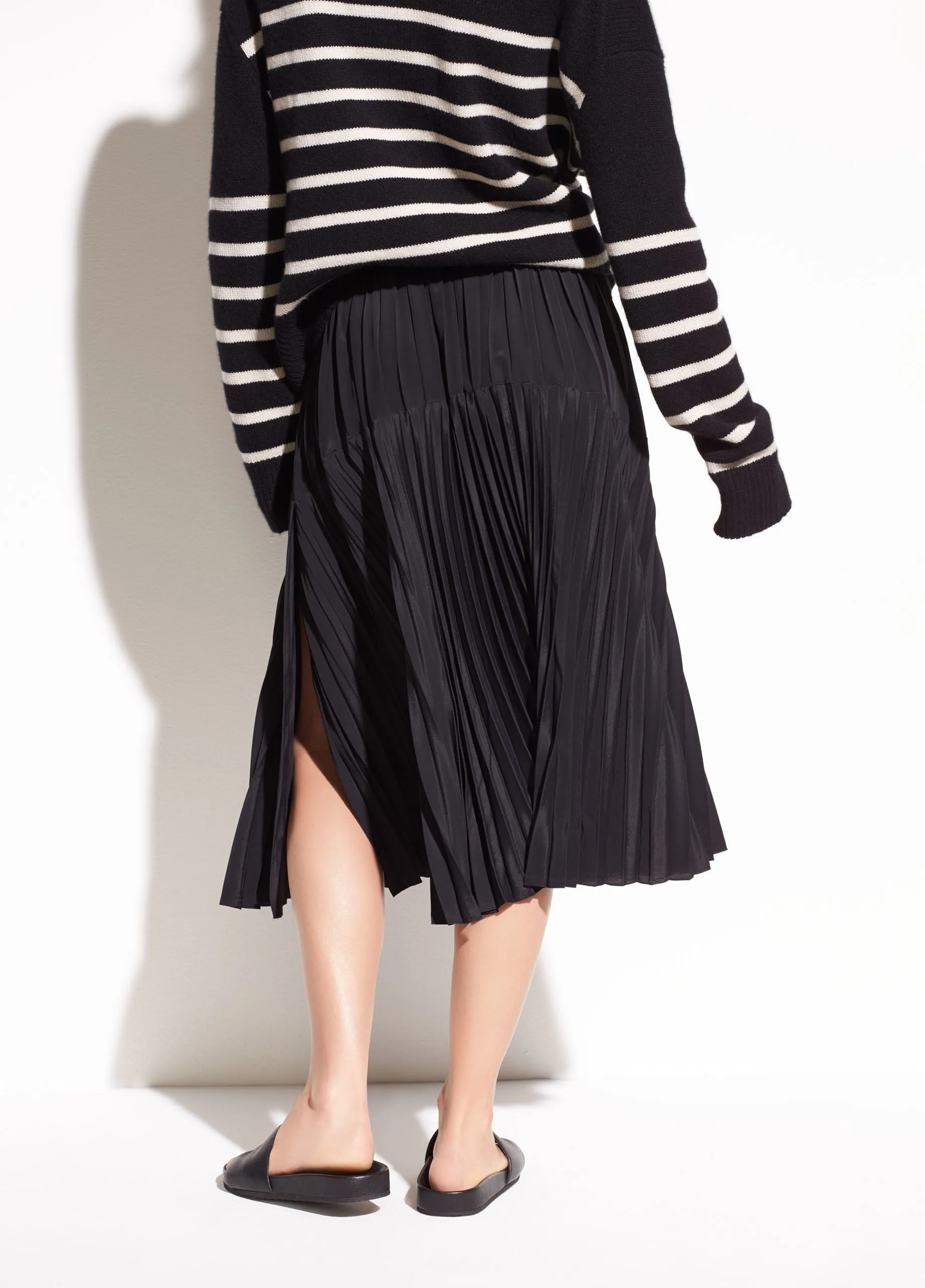 Vince Pleated Seamed Skirt