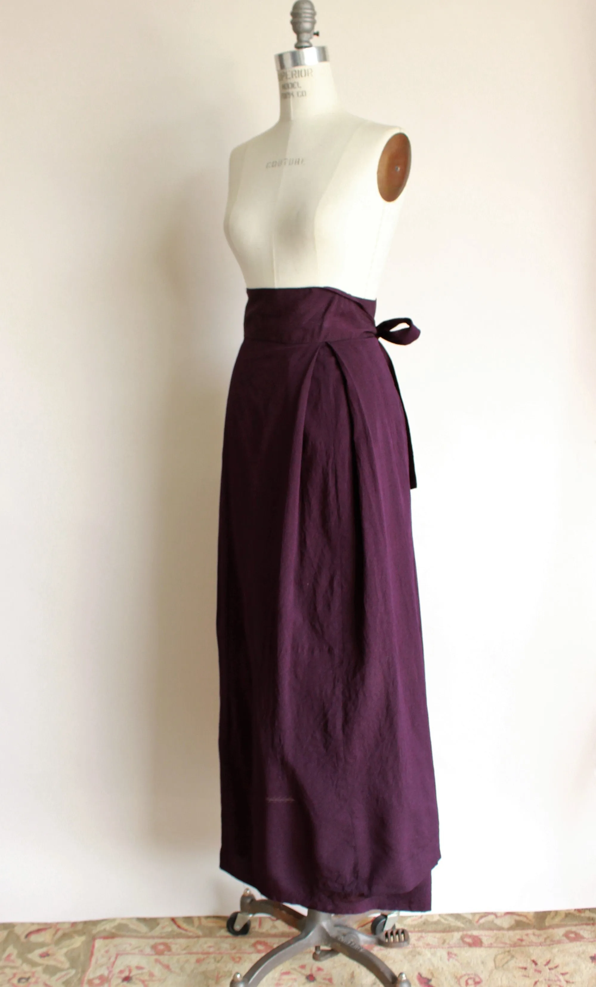 Vintage 1940s Purple Rayon Wrap Skirt